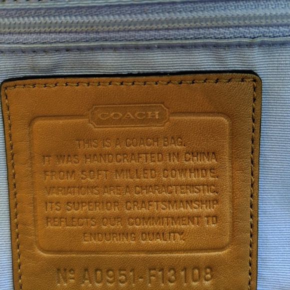 Coach Bag - Picture 6 of 8